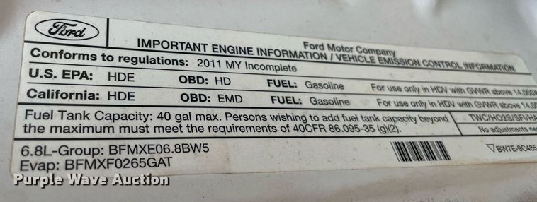 image for item MR9106 2011 Ford F550 Super Duty  Crew Cab flatbed truck