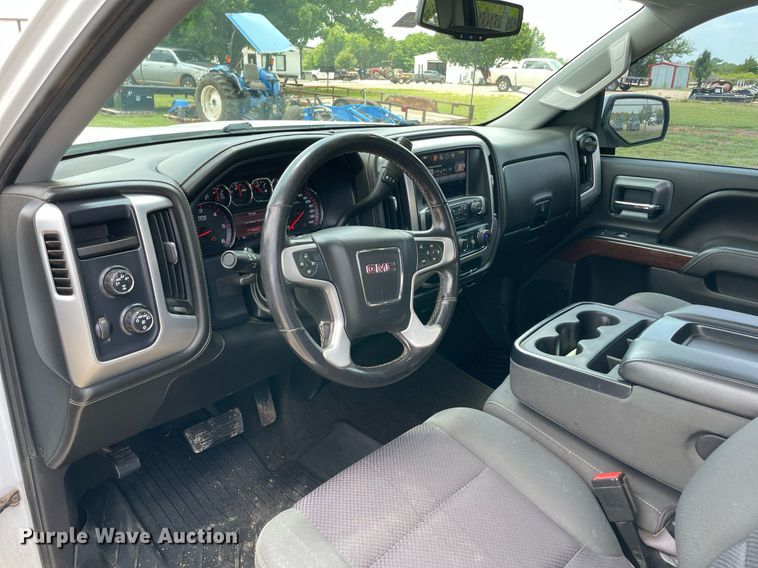 image for item MR9109 2016 GMC Sierra 1500  Crew Cab pickup truck