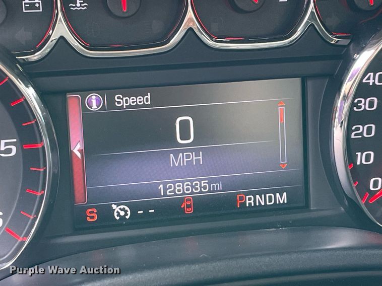 image for item MR9109 2016 GMC Sierra 1500  Crew Cab pickup truck