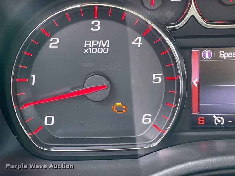 image for item MR9109 2016 GMC Sierra 1500  Crew Cab pickup truck