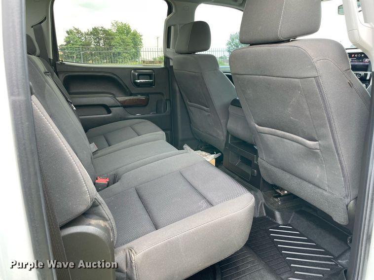 image for item MR9109 2016 GMC Sierra 1500  Crew Cab pickup truck