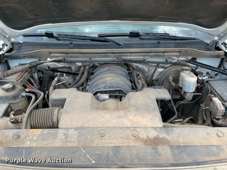 image for item MR9109 2016 GMC Sierra 1500  Crew Cab pickup truck