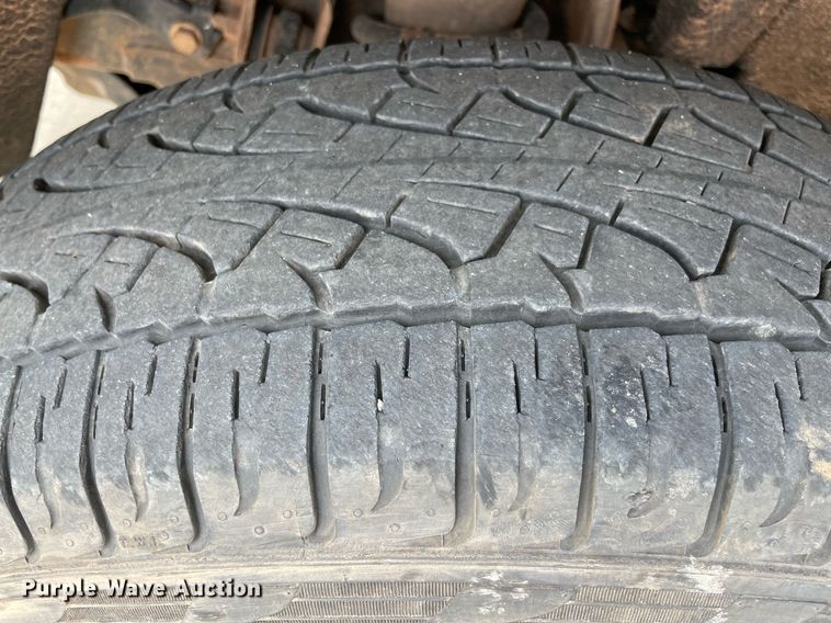 image for item MR9109 2016 GMC Sierra 1500  Crew Cab pickup truck