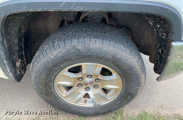 image for item MR9109 2016 GMC Sierra 1500  Crew Cab pickup truck