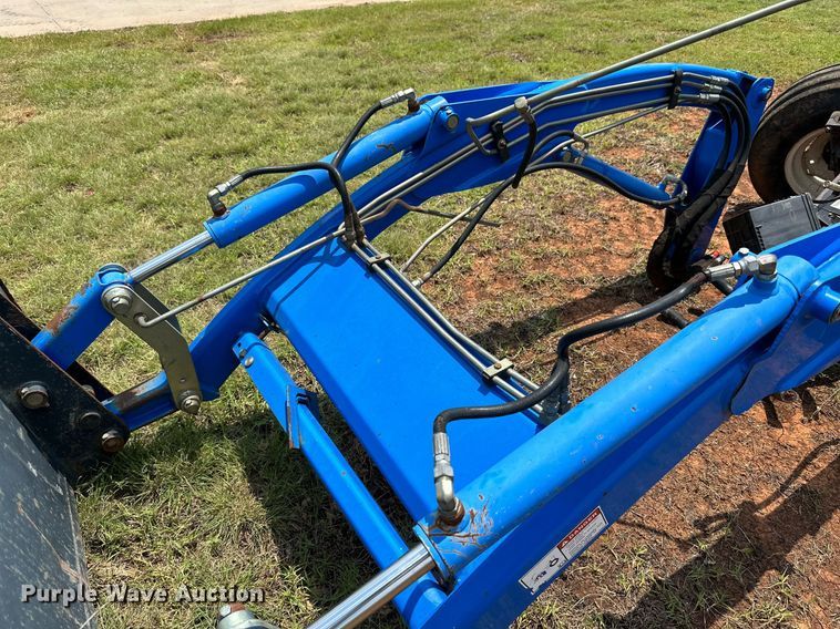 image for item MR9110 New Holland TC48DA  tractor