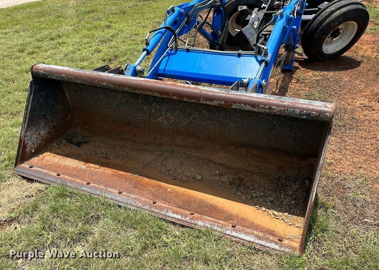 image for item MR9110 New Holland TC48DA  tractor