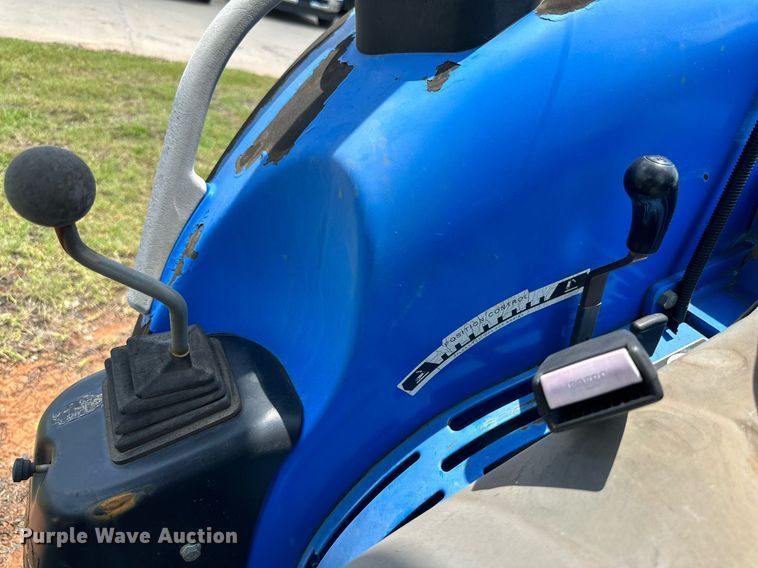 image for item MR9110 New Holland TC48DA  tractor