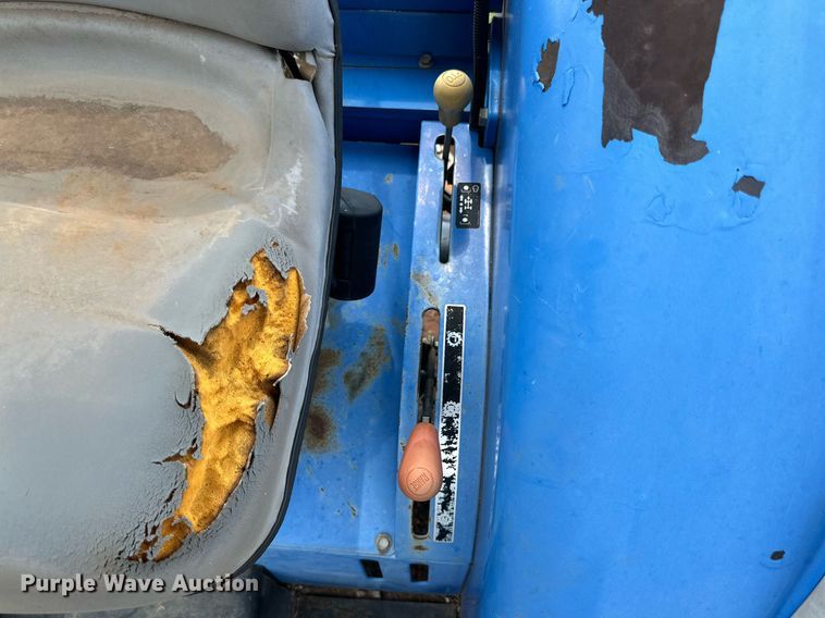 image for item MR9110 New Holland TC48DA  tractor