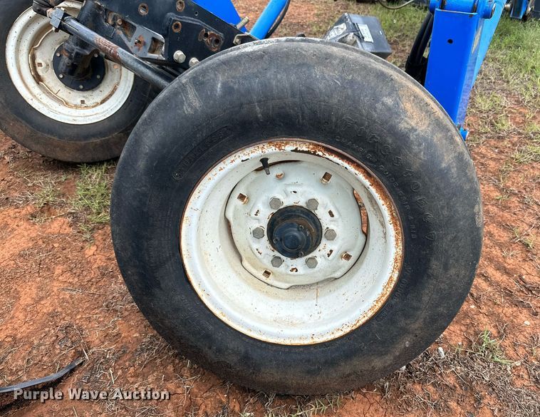 image for item MR9110 New Holland TC48DA  tractor