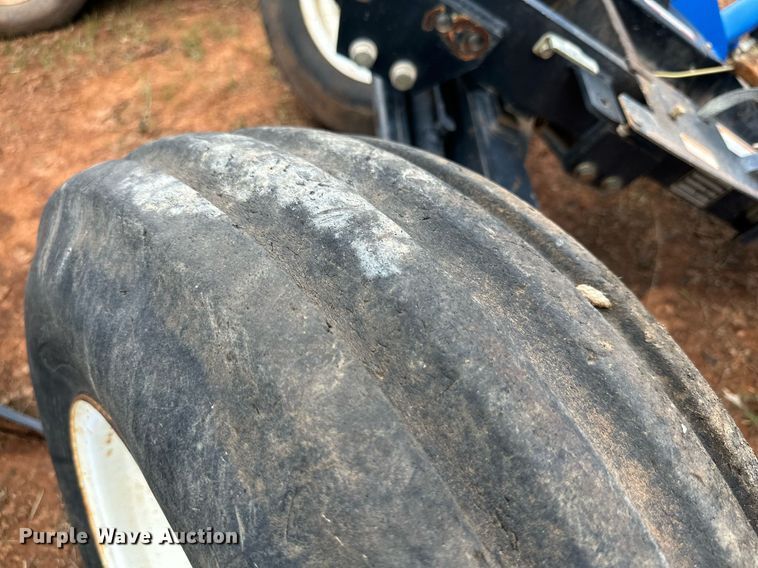 image for item MR9110 New Holland TC48DA  tractor