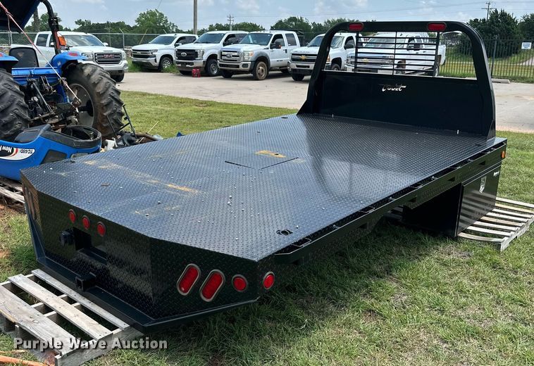 image for item MR9111 Cadet  flatbed