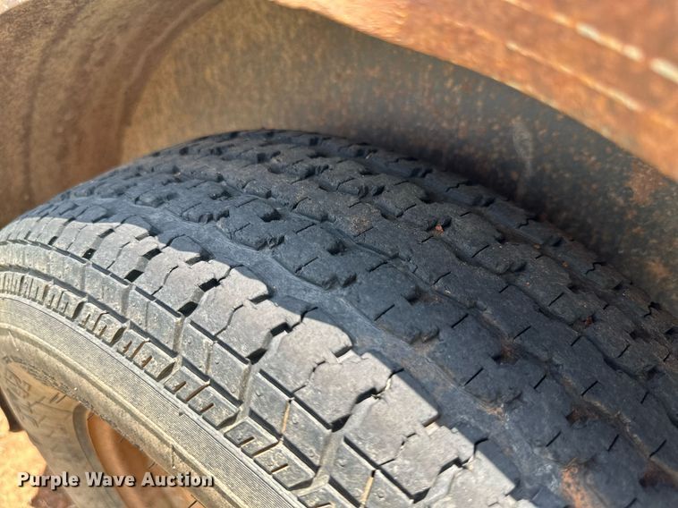 image for item MR9112 2006 Master  utility trailer