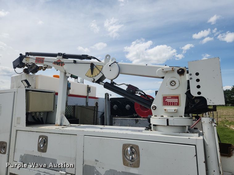 image for item MW9728 2012 Ford F550 Super Duty XL  Crew Cab utility / service truck