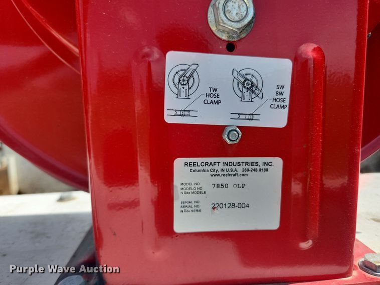 image for item MW9728 2012 Ford F550 Super Duty XL  Crew Cab utility / service truck