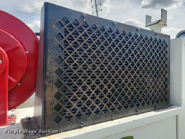 image for item MW9728 2012 Ford F550 Super Duty XL  Crew Cab utility / service truck