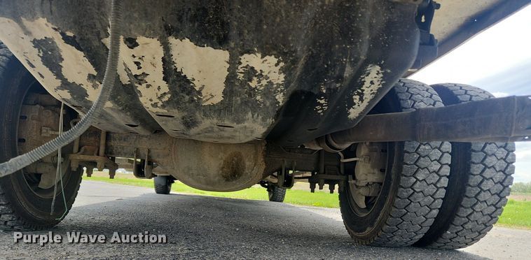 image for item MW9728 2012 Ford F550 Super Duty XL  Crew Cab utility / service truck