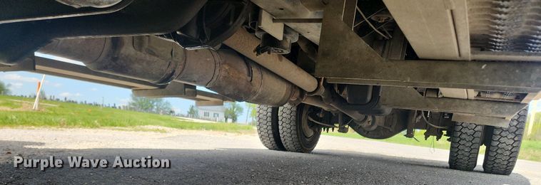 image for item MW9728 2012 Ford F550 Super Duty XL  Crew Cab utility / service truck