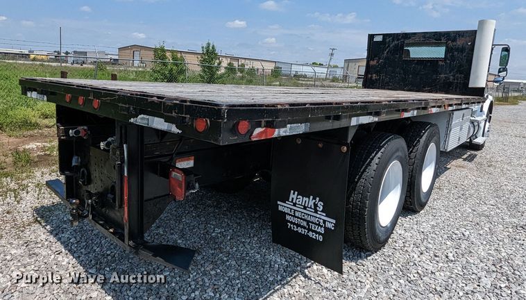 image for item MX9307 2007 Freightliner Business Class M2  flatbed truck