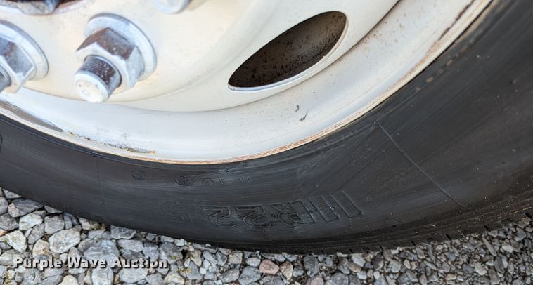 image for item MX9307 2007 Freightliner Business Class M2  flatbed truck