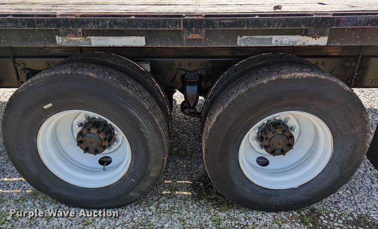 image for item MX9307 2007 Freightliner Business Class M2  flatbed truck