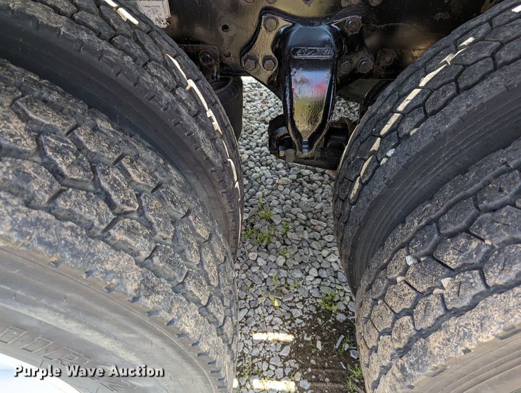 image for item MX9307 2007 Freightliner Business Class M2  flatbed truck