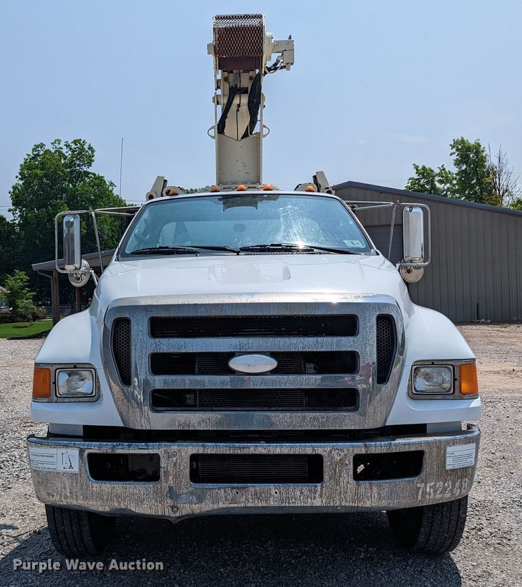 image for item MX9309 2008 Ford F750 Super Duty  crane truck