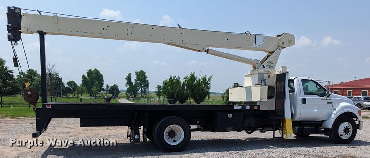 image for item MX9309 2008 Ford F750 Super Duty  crane truck
