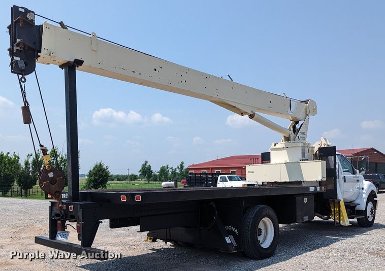 image for item MX9309 2008 Ford F750 Super Duty  crane truck