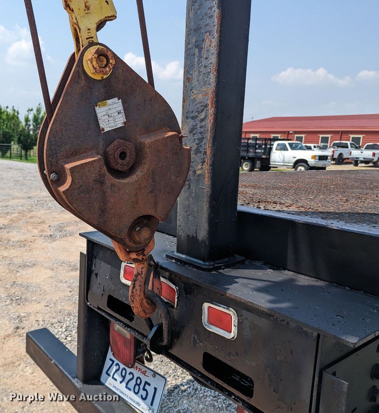 image for item MX9309 2008 Ford F750 Super Duty  crane truck