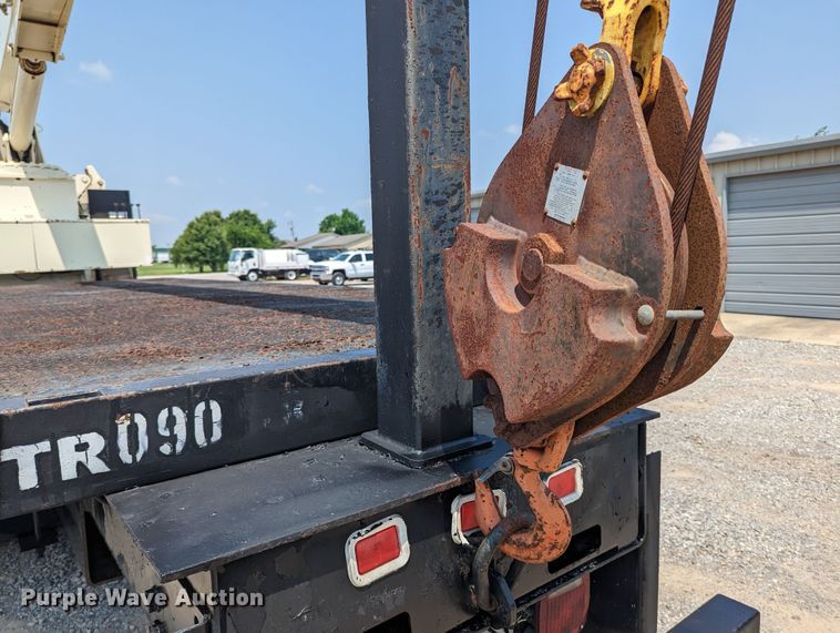 image for item MX9309 2008 Ford F750 Super Duty  crane truck