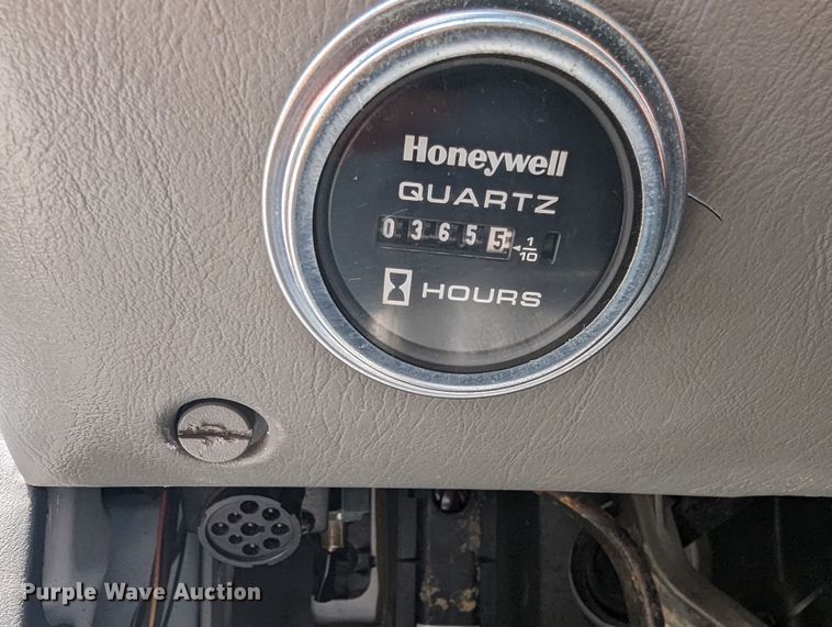 image for item MX9309 2008 Ford F750 Super Duty  crane truck