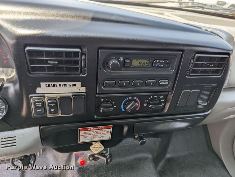 image for item MX9309 2008 Ford F750 Super Duty  crane truck