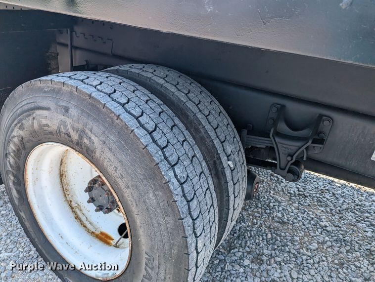 image for item MX9309 2008 Ford F750 Super Duty  crane truck