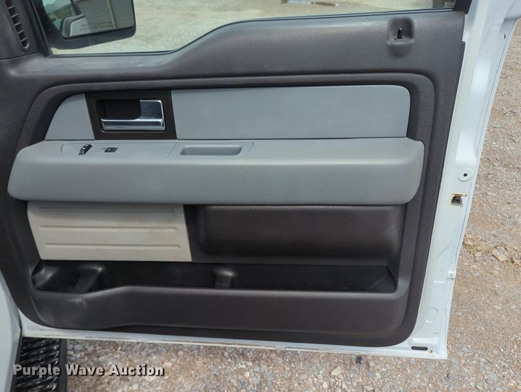 image for item MX9317 2014 Ford F150  SuperCab pickup truck