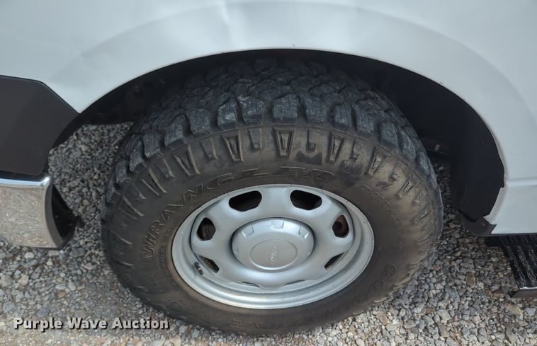 image for item MX9317 2014 Ford F150  SuperCab pickup truck