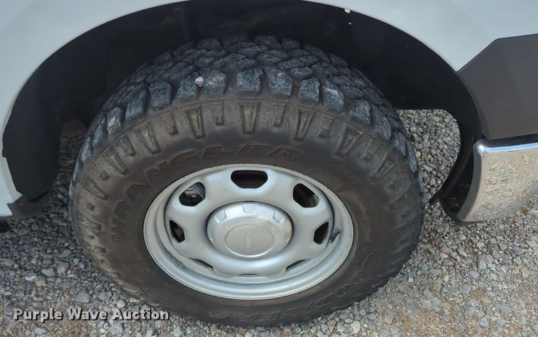 image for item MX9317 2014 Ford F150  SuperCab pickup truck