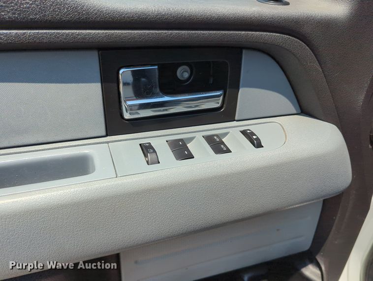 image for item MX9322 2012 Ford F150  SuperCab pickup truck