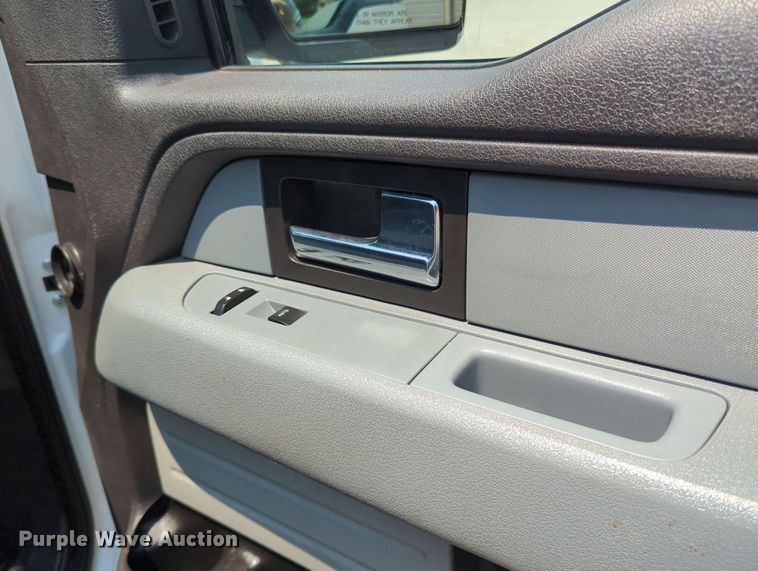 image for item MX9322 2012 Ford F150  SuperCab pickup truck