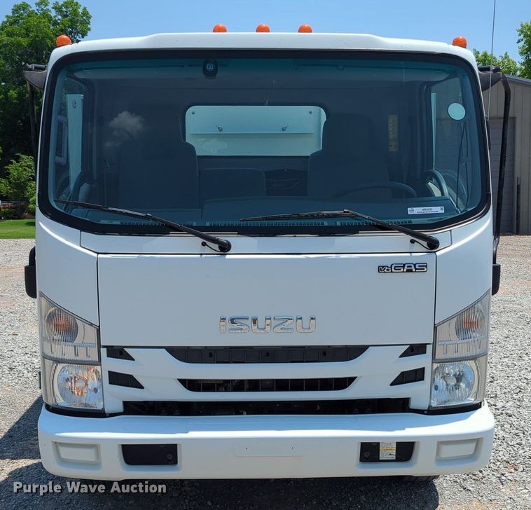 image for item MX9323 2016 Isuzu NPR HD  landscaping truck