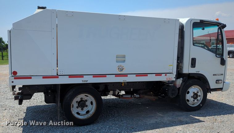 image for item MX9323 2016 Isuzu NPR HD  landscaping truck