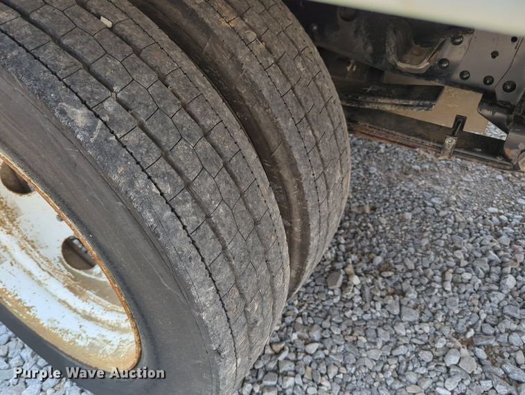 image for item MX9323 2016 Isuzu NPR HD  landscaping truck