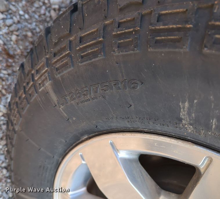 image for item MY9319 2008 Hummer H3  SUV