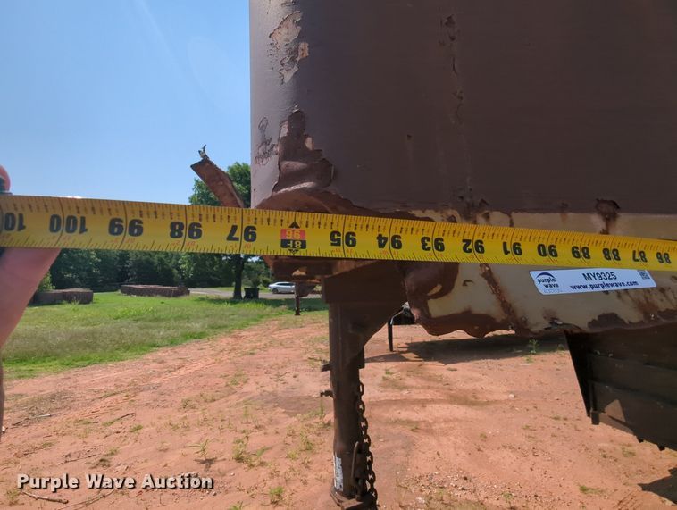 image for item MY9325 Shop built  livestock trailer