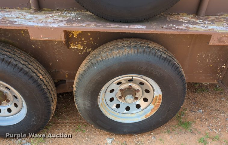 image for item MY9325 Shop built  livestock trailer