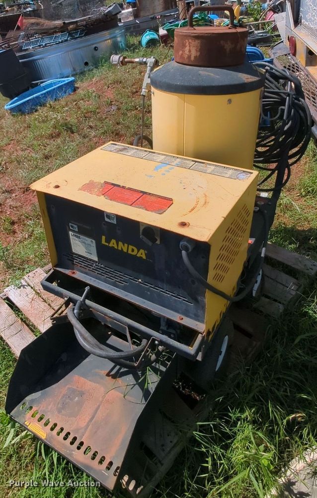 image for item MY9349 Landa VHP2-15024D  pressure washer