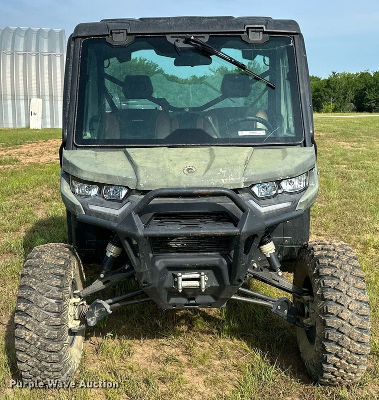 image for item OG9043 2020 Can-Am Defender Limited  utility vehicle