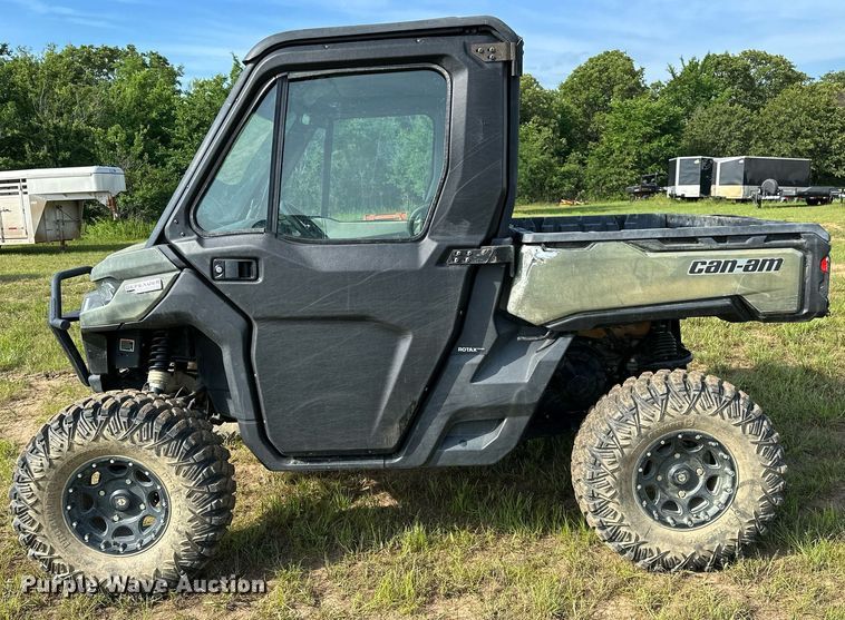 image for item OG9043 2020 Can-Am Defender Limited  utility vehicle