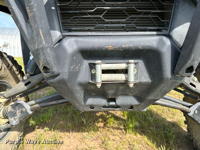 image for item OG9043 2020 Can-Am Defender Limited  utility vehicle