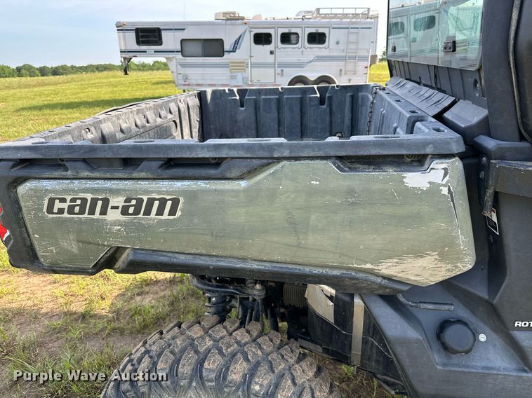 image for item OG9043 2020 Can-Am Defender Limited  utility vehicle