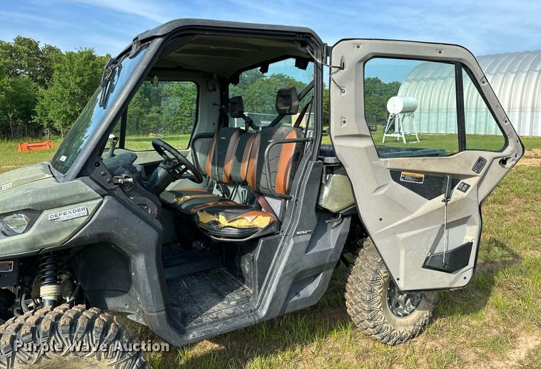 image for item OG9043 2020 Can-Am Defender Limited  utility vehicle
